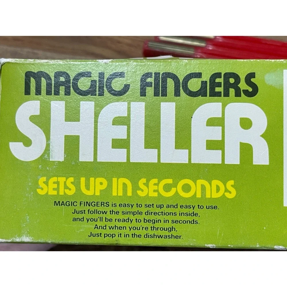 New Magic Fingers Sheller Pea Bean Huller MF5711 Yellow Vtg 1977‎ Kitchen Tool